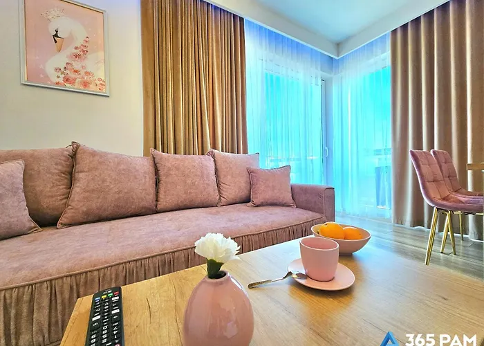 365pam - Rose Gold - Parking W Cenie Lejlighed Gąski